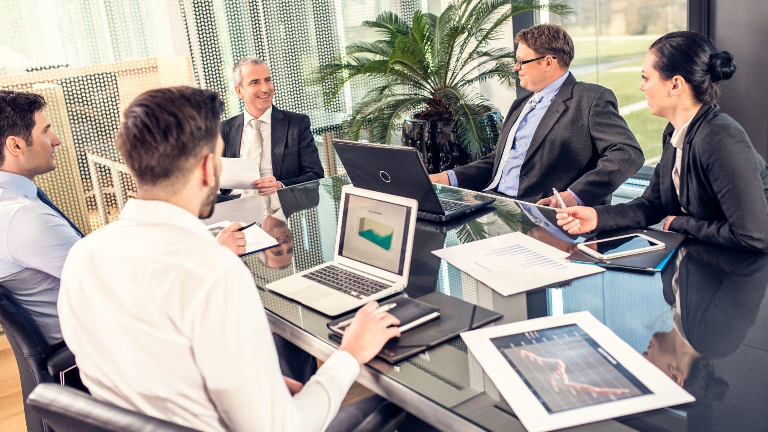Step-by-Step Guide: How to Set Up a Company Successfully